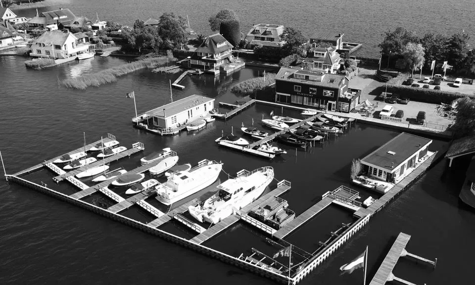 WINTERSTALLING WATER LOOSDRECHT - Foto 1