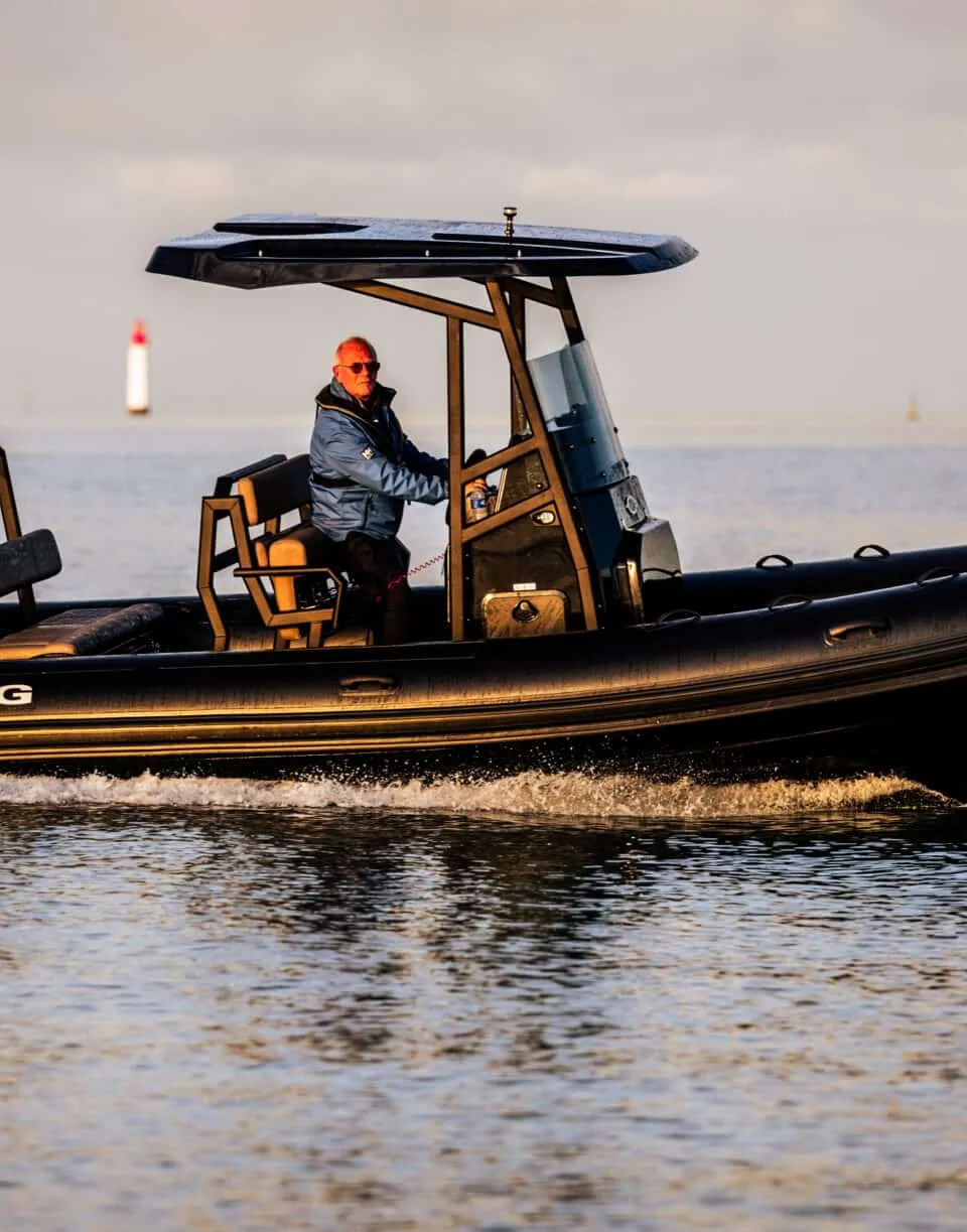 BRIG Navigator 2025 – Splinternieuwe 6,6m V-bodem sloep - Foto 1