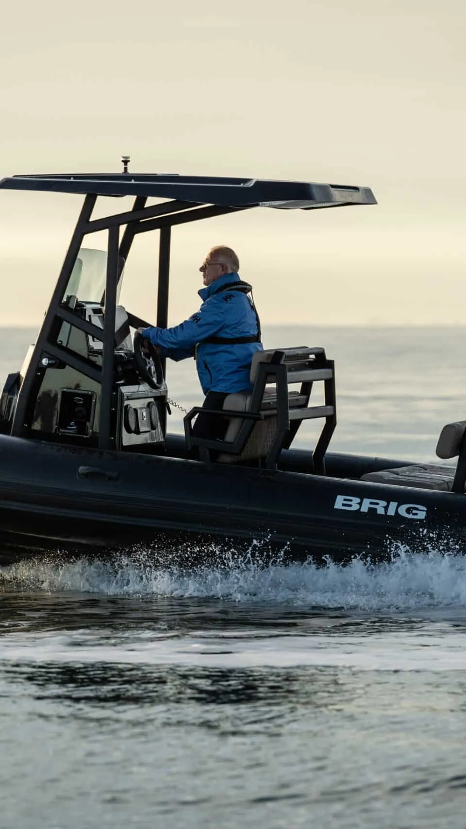 BRIG Navigator 2025 – Splinternieuwe 6,6m V-bodem sloep - Foto 3