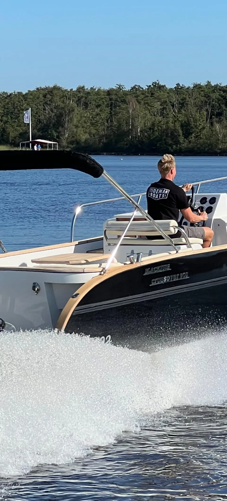 Blackfish Crossover 900 (2011) – Aluminium center console - Foto 2