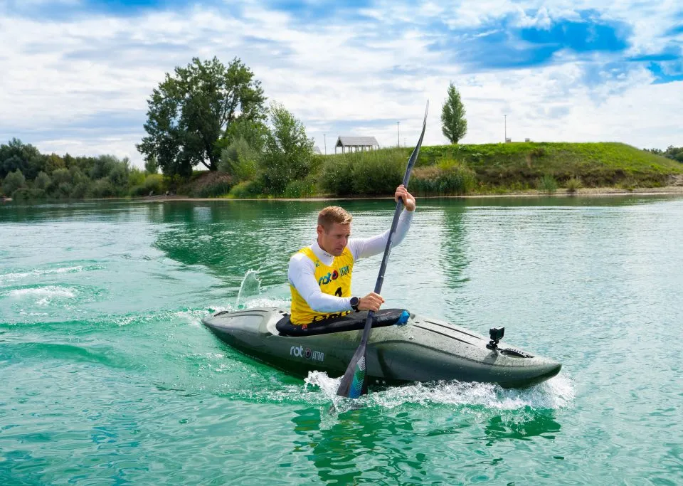 Roto Todo 260 2024 – Wendbare freestyle kajak - Foto 1