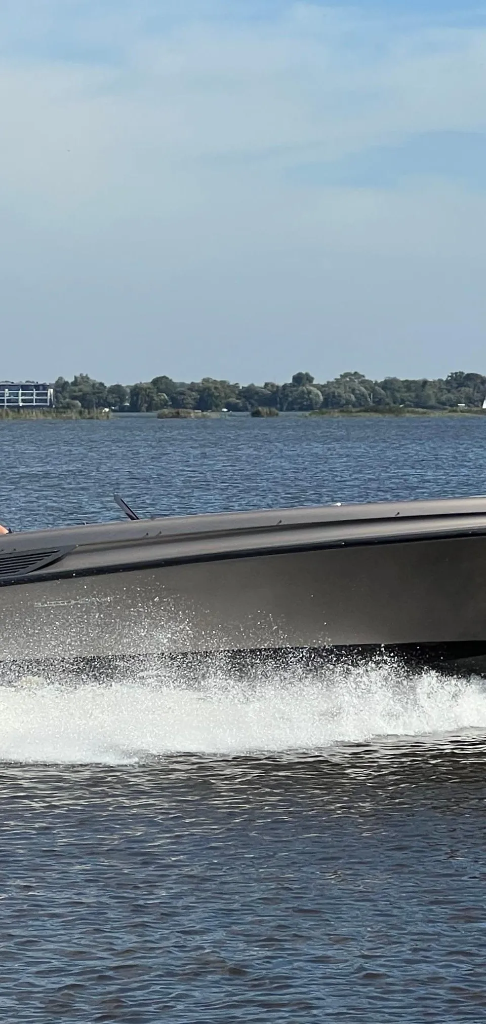 Riva Shuttle 2007 – Luxe tender met dubbele motorisatie - Foto 1