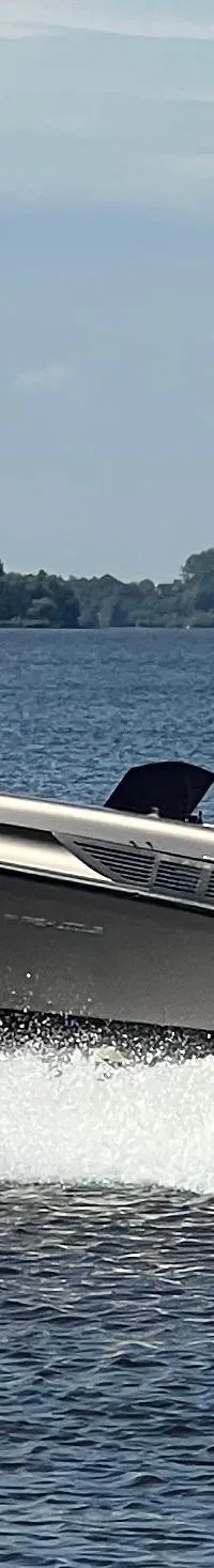 Riva Shuttle 2007 – Luxe tender met dubbele motorisatie - Foto 2