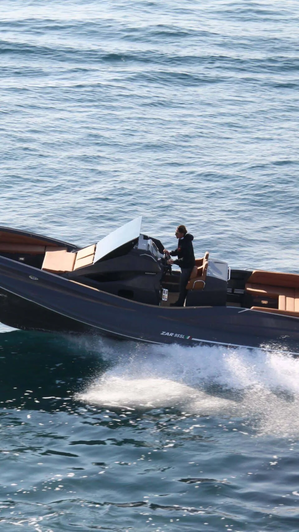 ZAR Formenti ZAR Sport Luxury 2025 – 9,6m V-bodem rubberboot - Foto 1