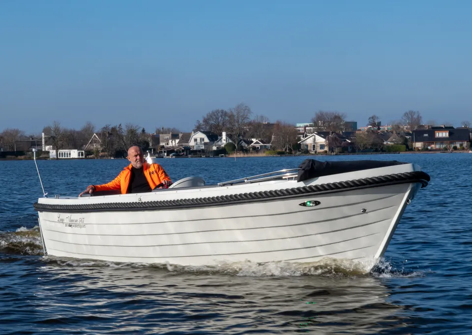 Lago Amore 565 – Configureerbare 5,4m sloep - Foto 1