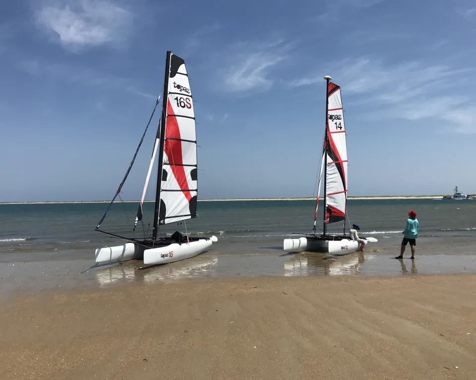 Topper Cat16 2024 – Skeg-romp zonder zwaarden - Foto 2