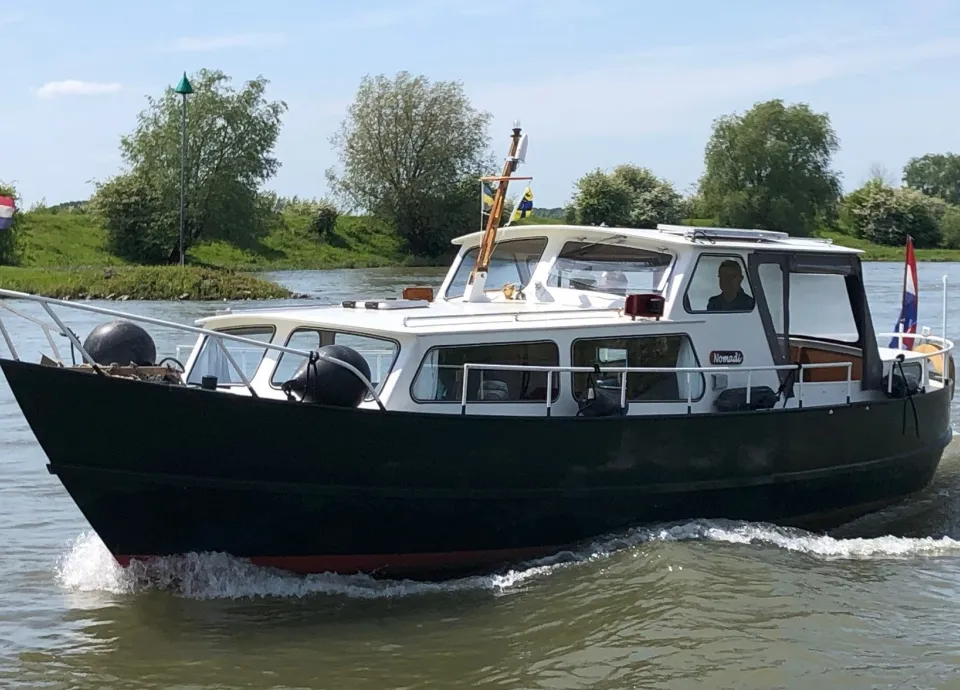 Pikmeer Kotter 1970 – klassieke staalboot uit Grou - Foto 1