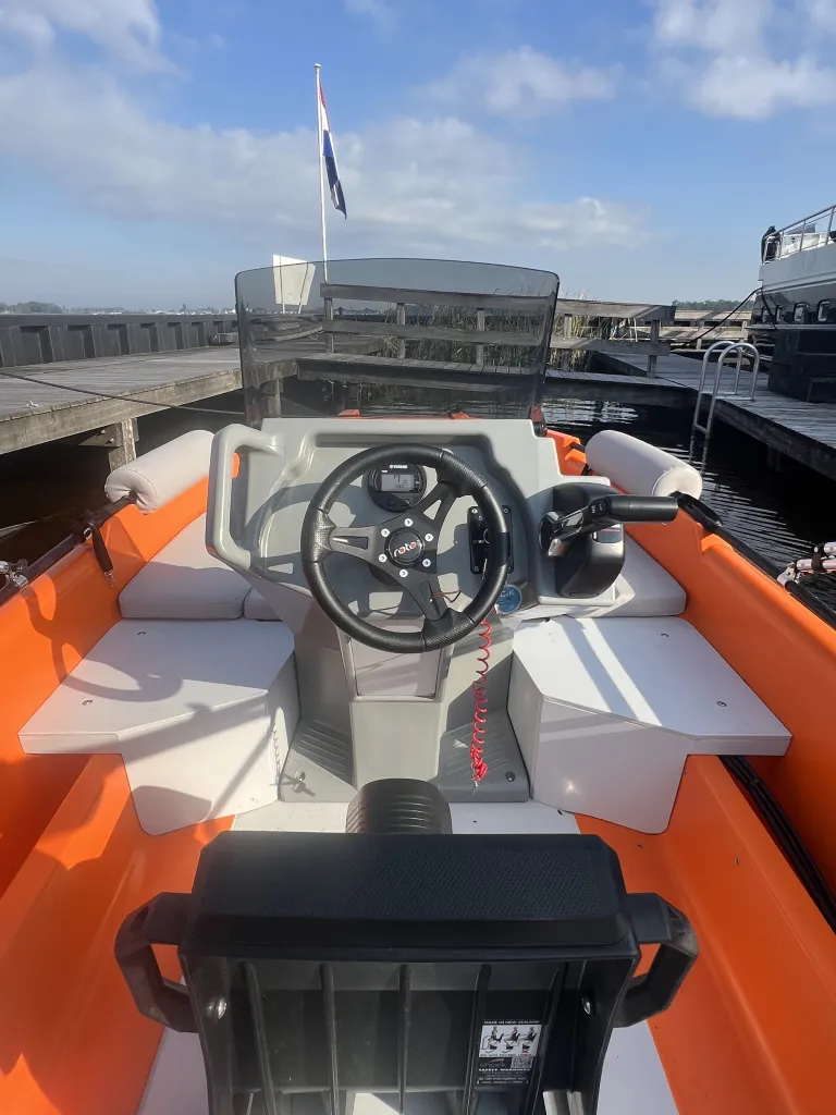 ROTO 450 XR1 2024 – Sportieve polyethyleen speedboot - Foto 3