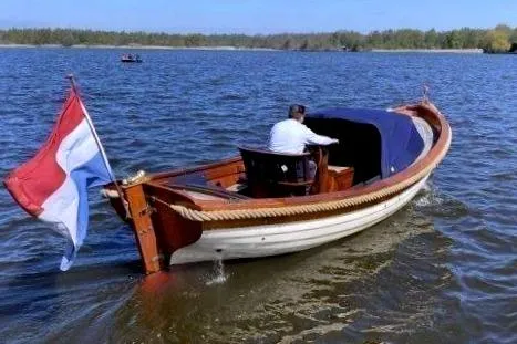 Breedendam 700 Sloep 2000 – Klassieke 7m diesel sloep - Foto 3