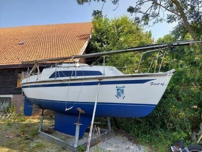 Invader 22 1990 – 6,71m polyester zeilboot met potentie - Foto 1