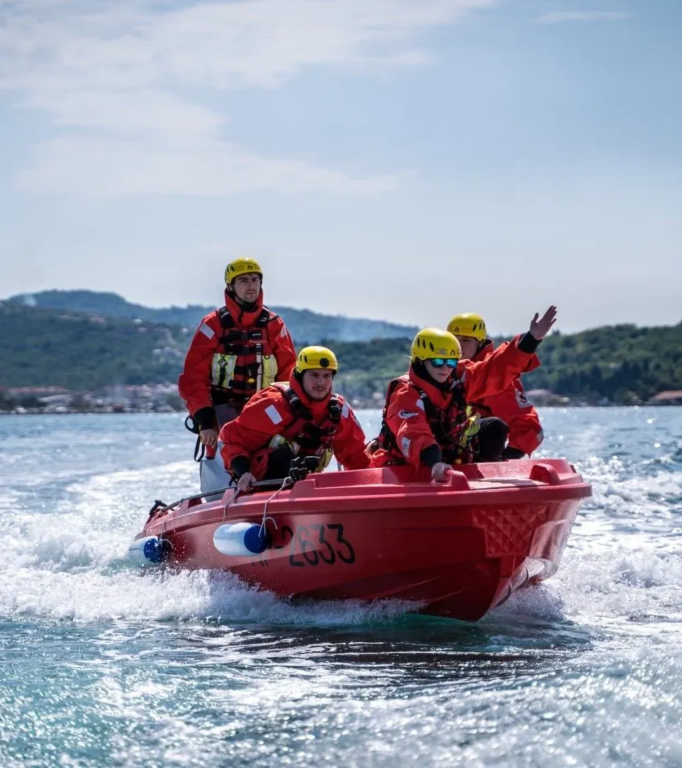 Roto Nautica Hydra 450 Rescue 2026 – professionele reddingsboot - Foto 1