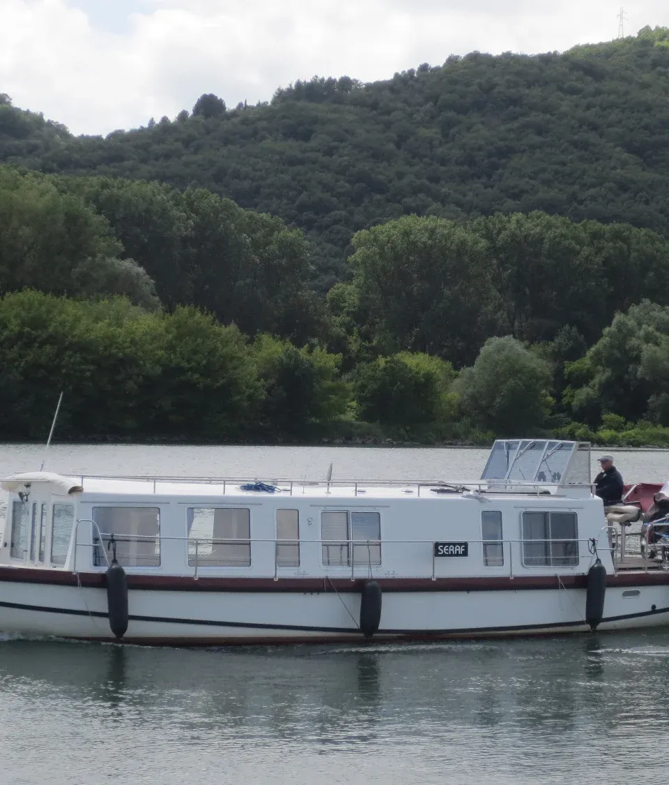 Rheinsberg Motorjacht 1993 – Langdurig verblijf - Foto 1