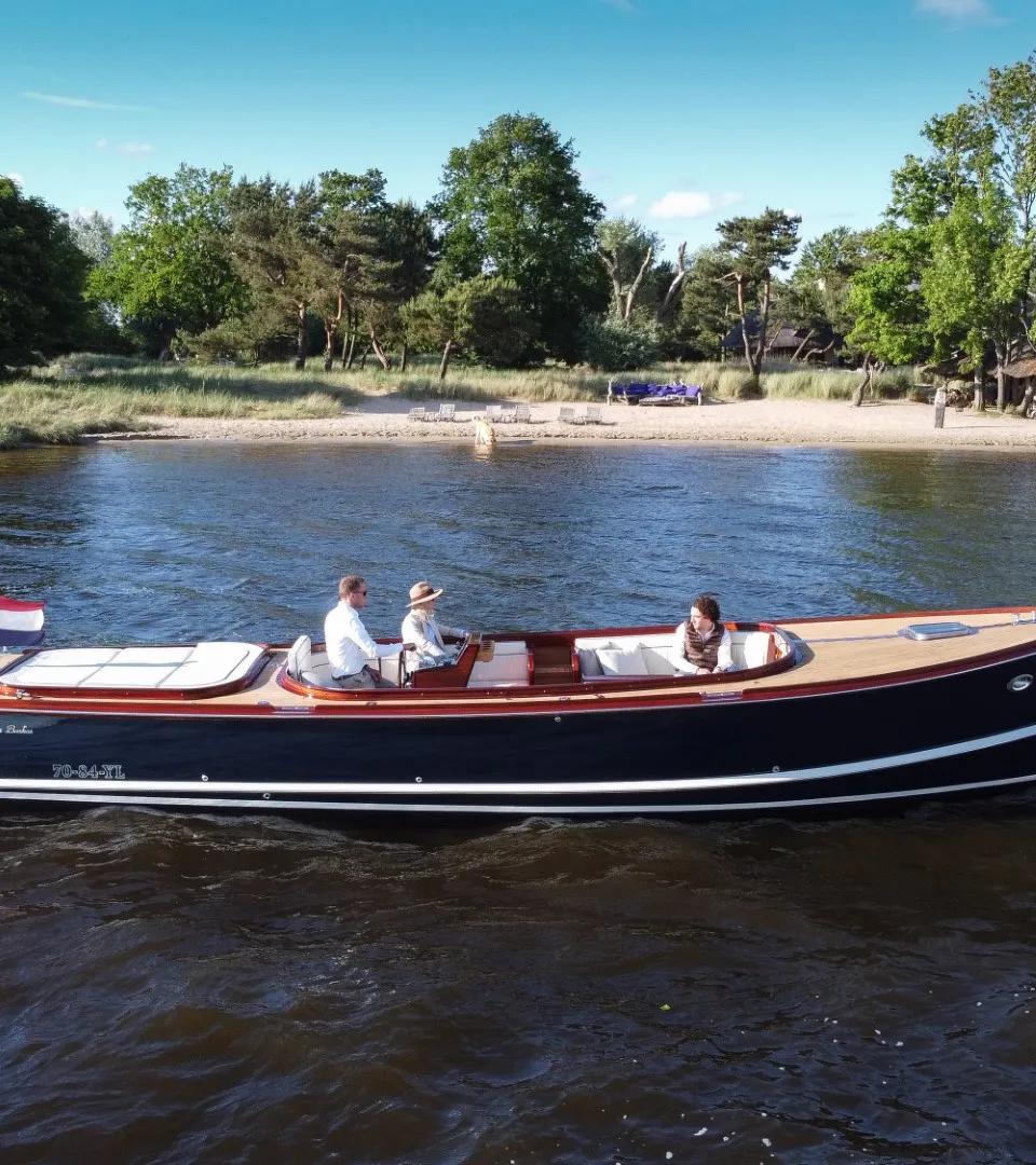 Brandaris Barkas 1100 Open 2005 – Mahonie sloep met 2×315pk - Foto 3